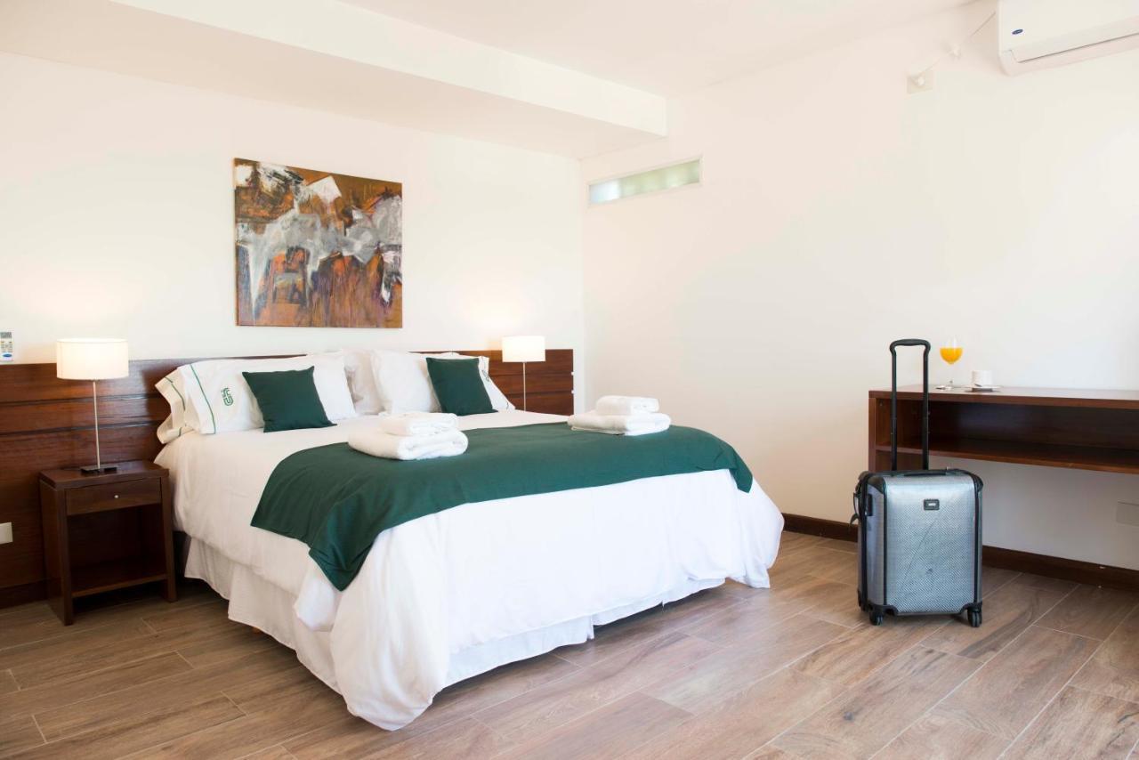 Hotel 6 De Octubre Buenos Aires Eksteriør billede